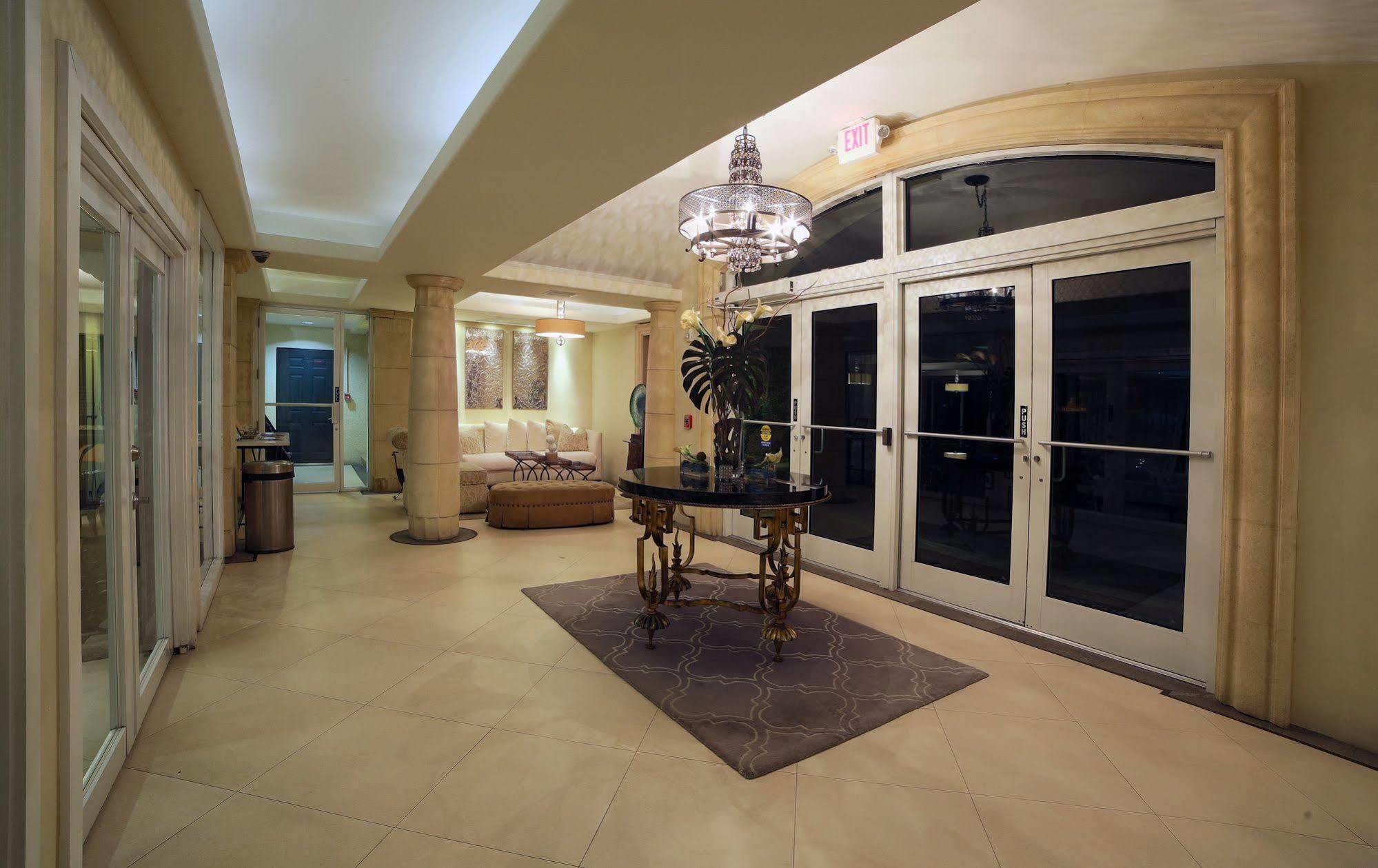 The Sea Lord Hotel & Suites (Adults Only) Lauderdale-by-the-Sea Exteriör bild