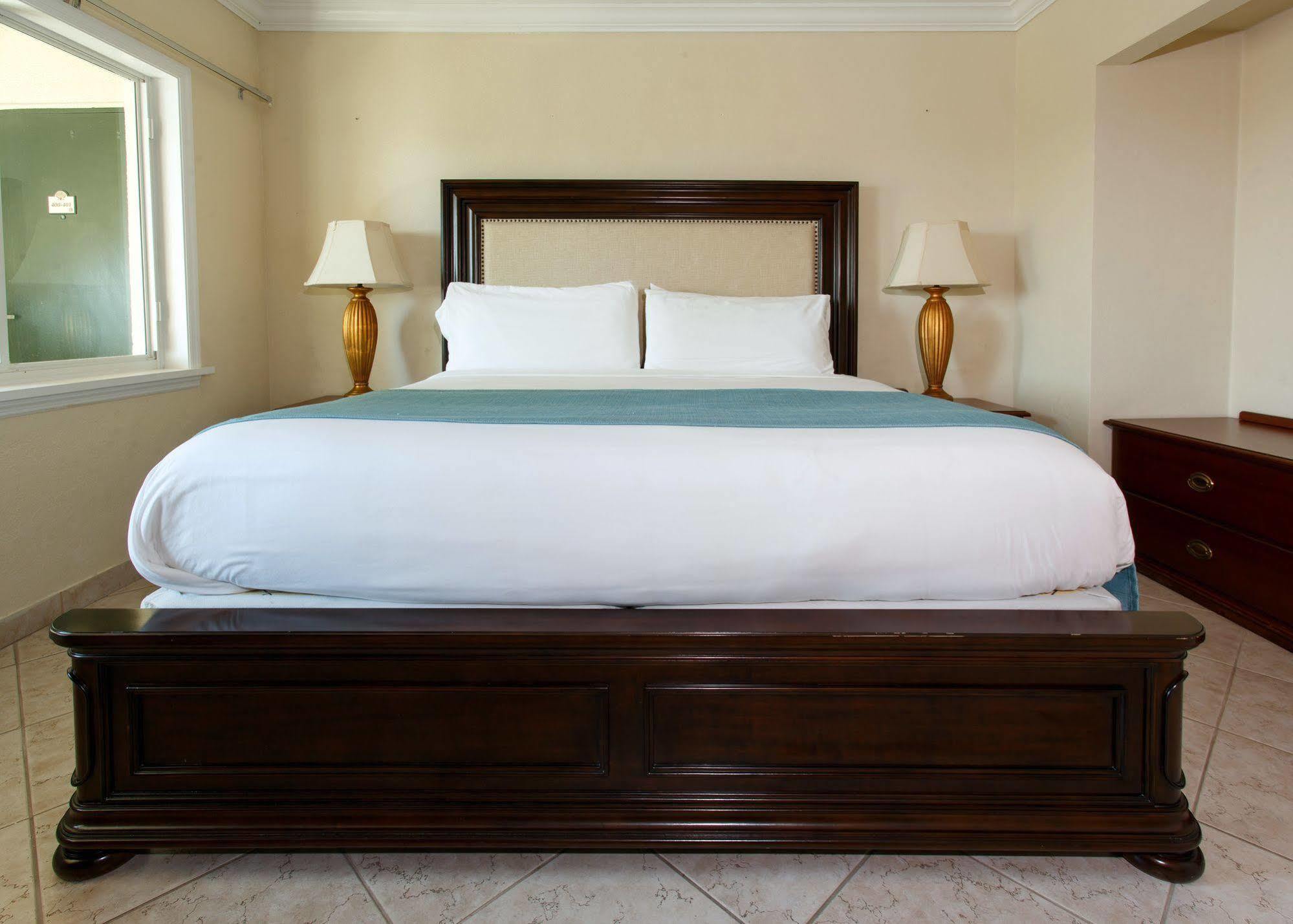 The Sea Lord Hotel & Suites (Adults Only) Lauderdale-by-the-Sea Exteriör bild