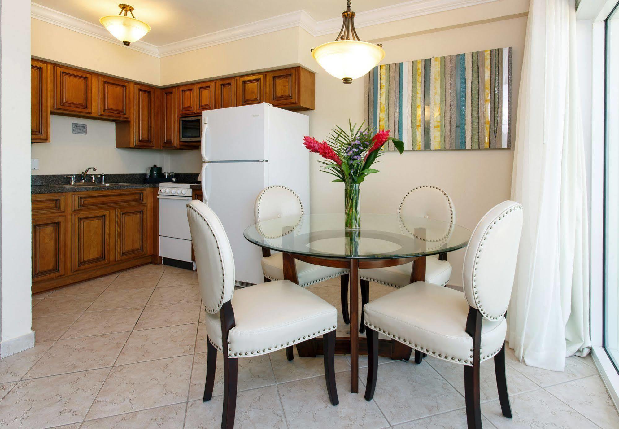 The Sea Lord Hotel & Suites (Adults Only) Lauderdale-by-the-Sea Exteriör bild