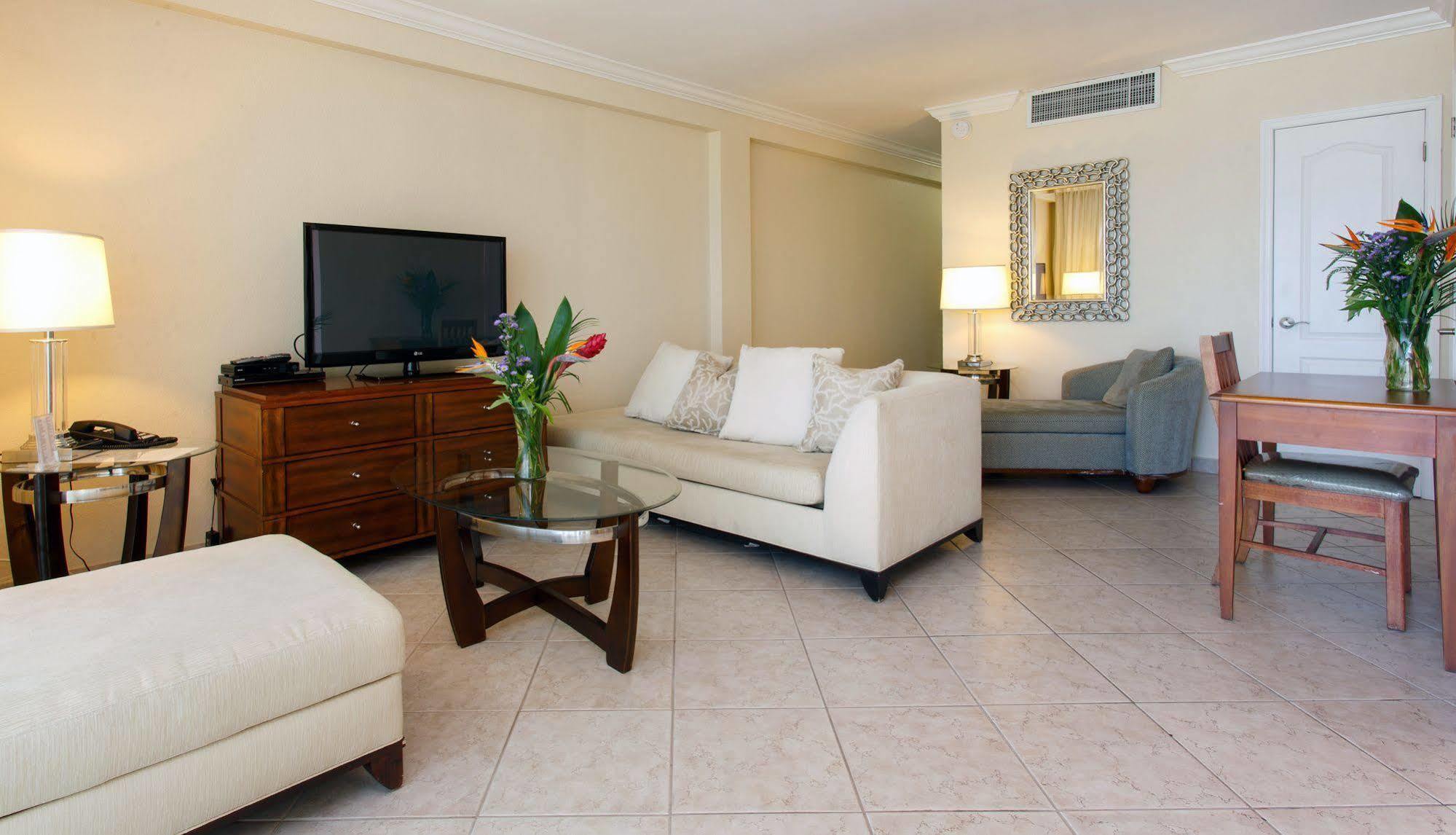The Sea Lord Hotel & Suites (Adults Only) Lauderdale-by-the-Sea Exteriör bild
